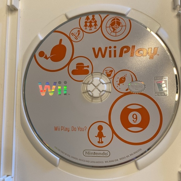 Nintendo Wii Play - Picture 3 of 3